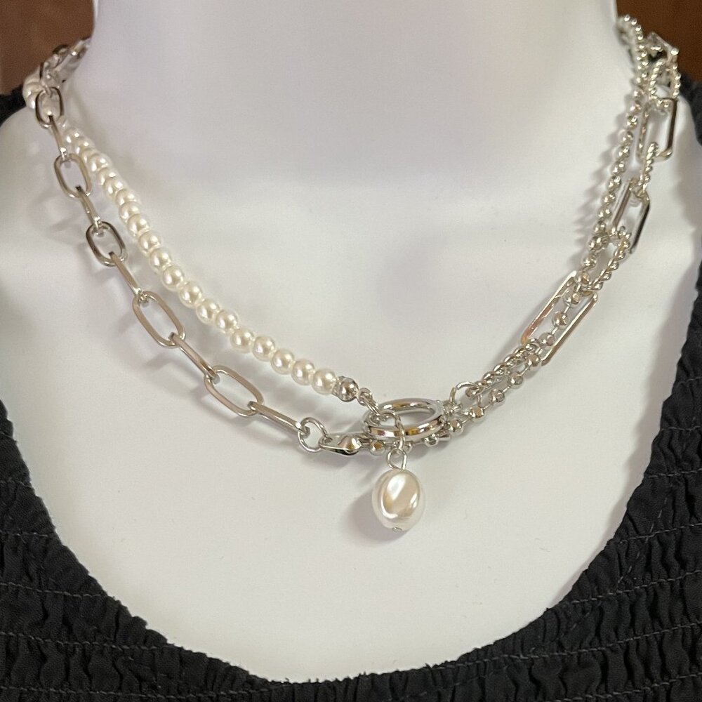 Necklace - Picture 2 of 2